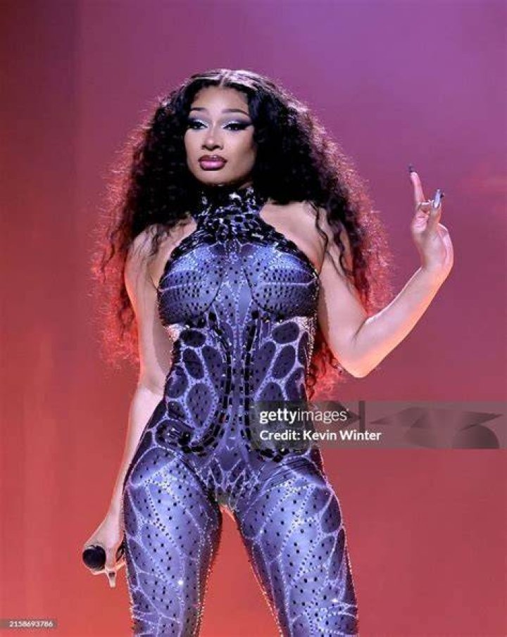 Megan Thee Stallion Performs &lsquo;Big Ole Freak&rsquo; at MTV VMAs 2019 2019