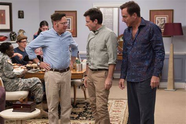 Michael and Gob in Season 4 of Arrested Development and Chewbacca, Mark Hamill as Luke Skywalker, R2D2, C3P0 and the Muppets in The Muppet Show