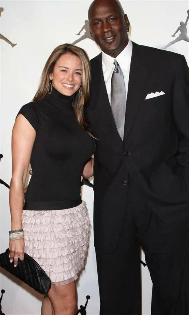 Michael Jordan S Wife Yvette Gives Birth To Twin Daug vrogue.co