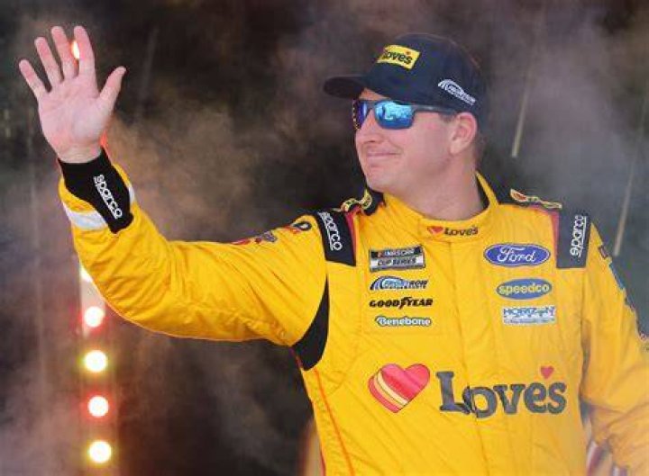 Michael McDowell&rsquo;s Net Worth, NASCAR Salary, Endorsements and Wife