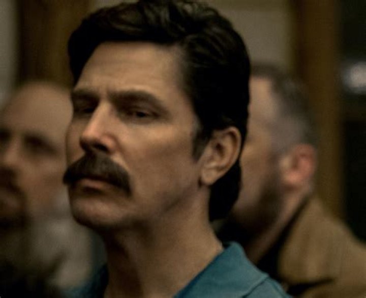 Michael Trucco as Wade Scarborough in Netflix Midnight Mass