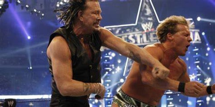 Mickey Rourke Knocks Out Chris Jericho