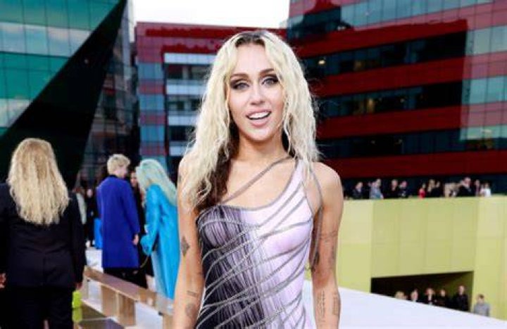 Miley Cyrus had to have therapy to deal with ‘painful memories’ from Hannah Montana stardom