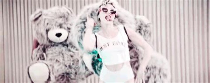Miley Cyrus Performs Surreal, Teddy Bear-Filled Version of ‘We Can’t Stop’ (Video)