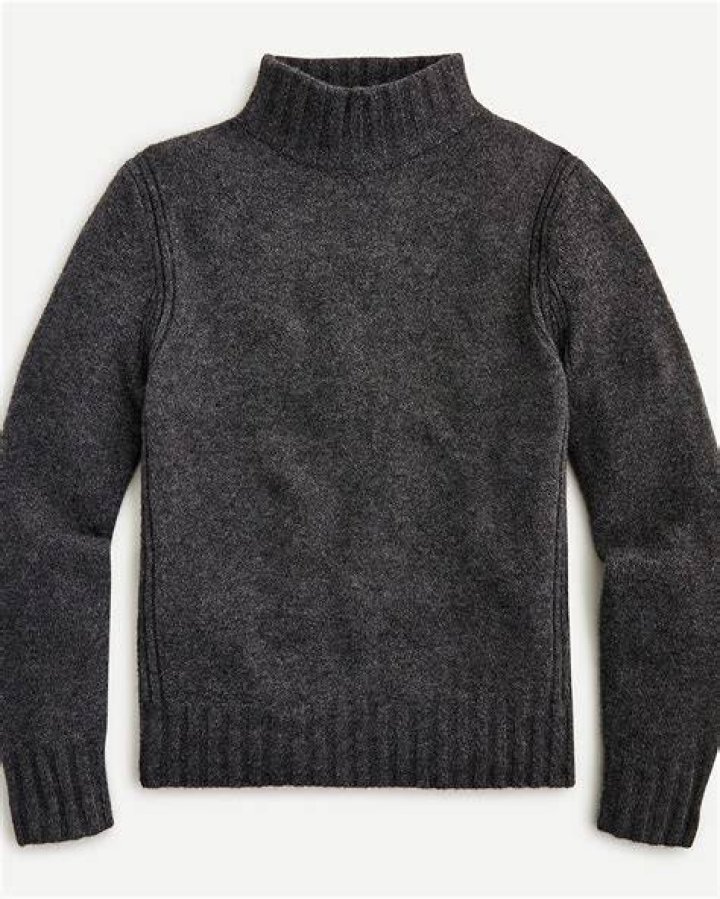 Mockneck sweater in supersoft yarn Mockneck sweater in supersoft yarn