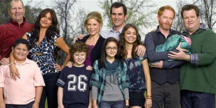 Modern Family Star Reveals Mitch & Cam Spin-Off Was Discussed At ABC