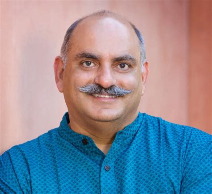 Mohnish Pabrai age