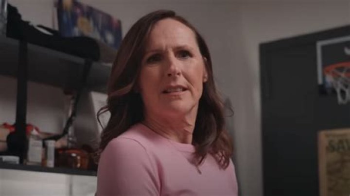 Molly Shannon's Year of Death and 'Divorce' - and How She Finally Got Hollywood to Take Her Seriously