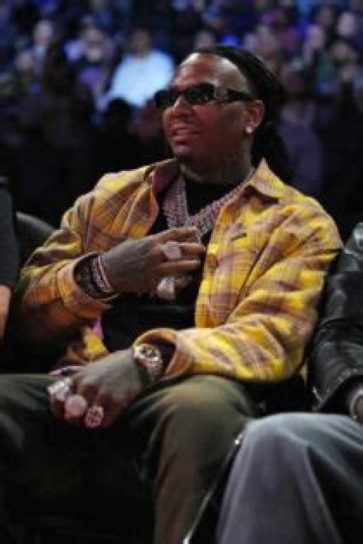 Moneybagg Yo Joins Shaquille O’Neal and Other NBA Legends in Star-Studded
In-Season Tournament Encounter in Vegas