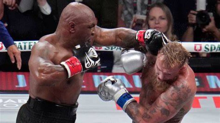 ‘My Dad Got Hit in the Face With an Ax and Still Won the Fight’: Mike Tyson and
Kevin Hart Get Honest About Their Fathers