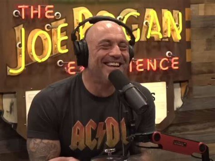 “My Family Was Really Mad at Joe…”: Ex-UFC Heavyweight Reveals How Joe Rogan
Infuriated His Family While Pressuring Him to Leave the Promotion