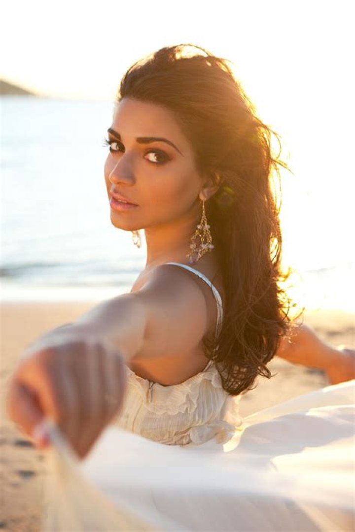 Nadia Ali Celebrity Wiki > onceleb.wiki