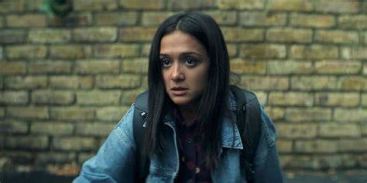 Nadia in You season 4 looking smug