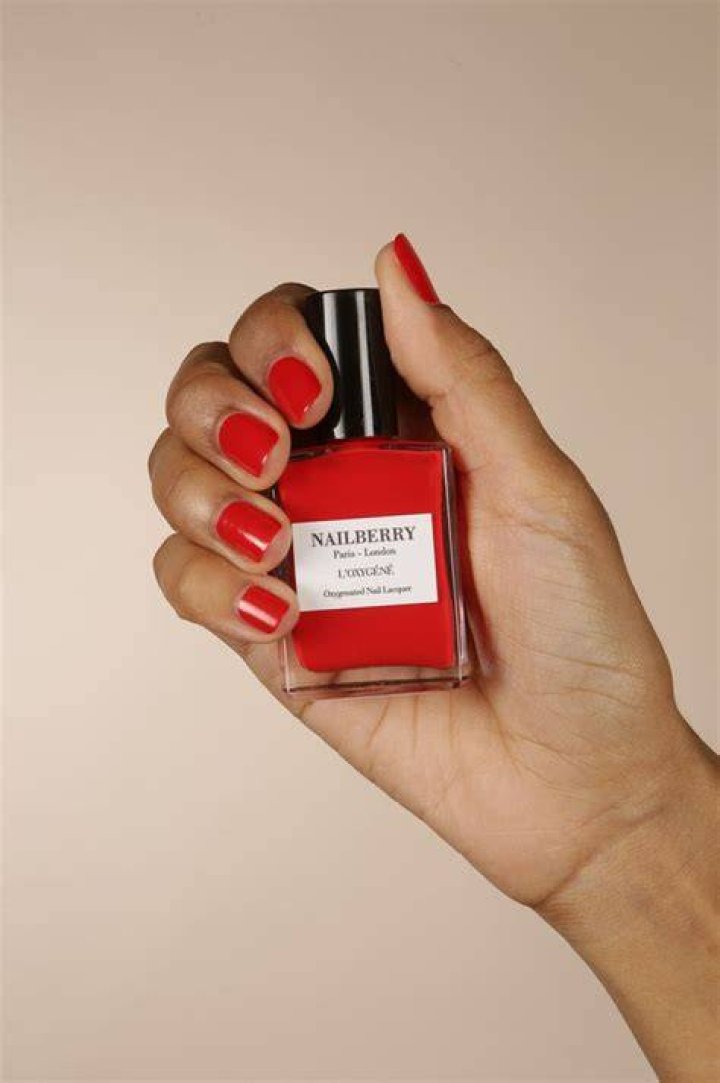 Nail Lacquer in Rouge