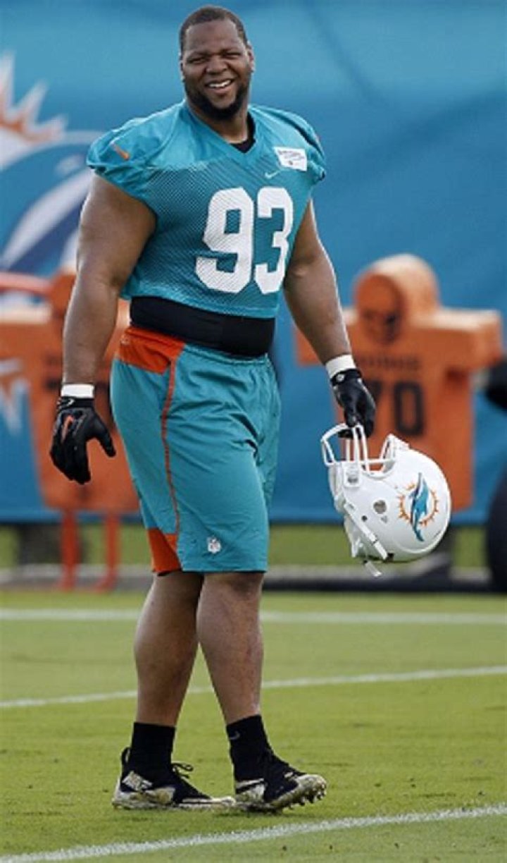 Ndamukong Suh weight