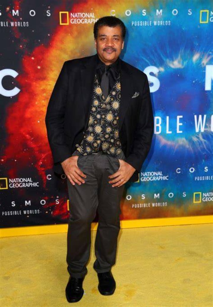 Neil Degrasse Tyson height