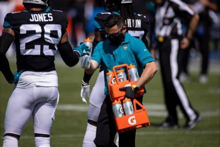 NFL waterboy application: How to become a waterboy in the NFL