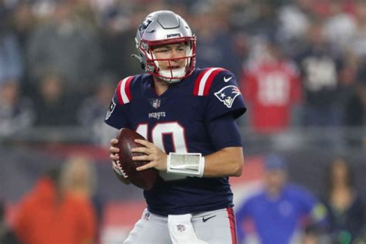 NFL World Claps Back as Mac Jones’ NSFW Outburst Against Patriots Coach Goes
Viral