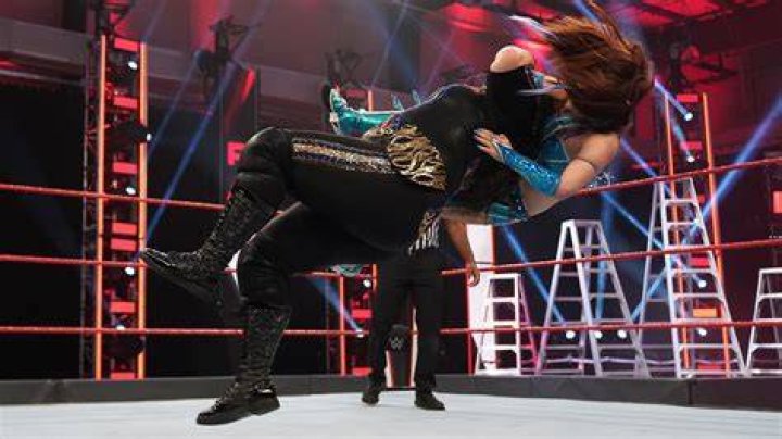 Nia Jax Vs Kairi Sane