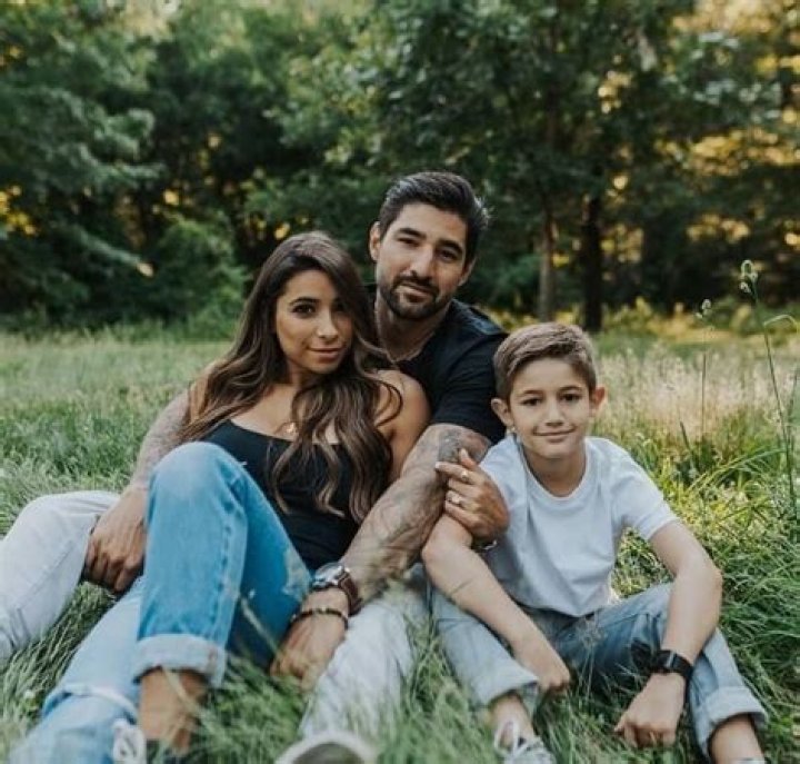 Nick Castellanos is Married to Wife Jessica Gomez. Kids.