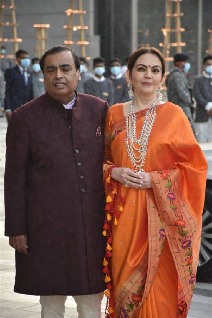 Nita and Mukesh Ambani celebrate Ganesh Chaturthi at Antilia. Pics