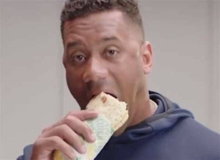 “Not Sure if Russell Knows He’s a Little Cringey”: New Subway Commercial
Featuring Russell Wilson Gets a Brutally Honest Review Amidst NFL Downfall