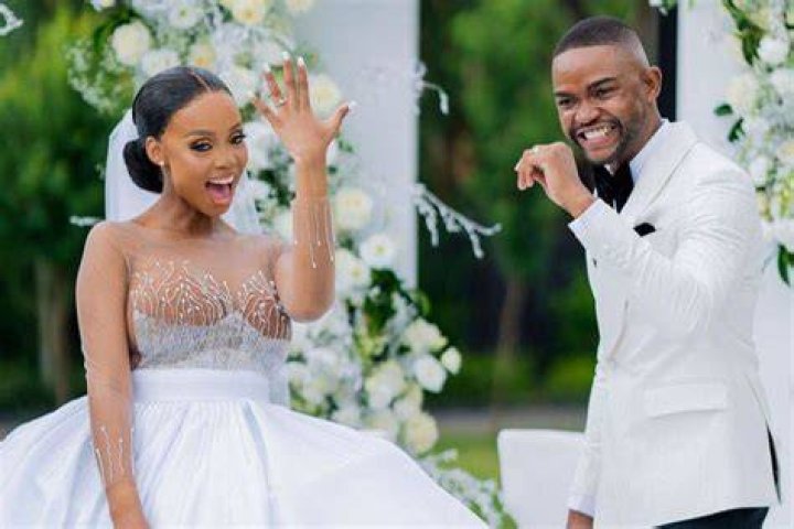 Ntando Duma's twin sister Lady Amar is preparing to drop new EP 'God's Delay is not His Denial'. Ntando Duma's twin sister Lady Amar is preparing to drop new EP 'God's Delay is not His Denial'.