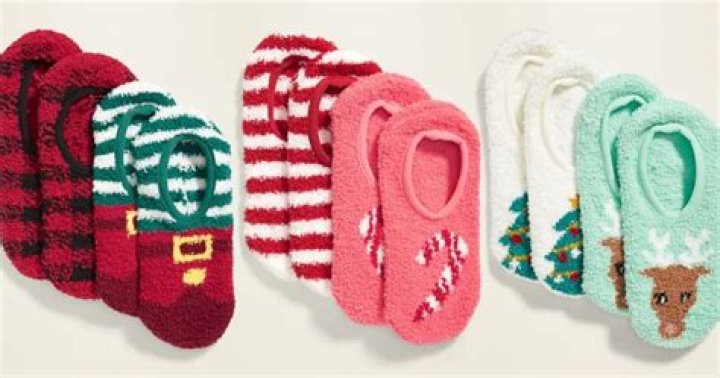 old navy cozy gripper socks