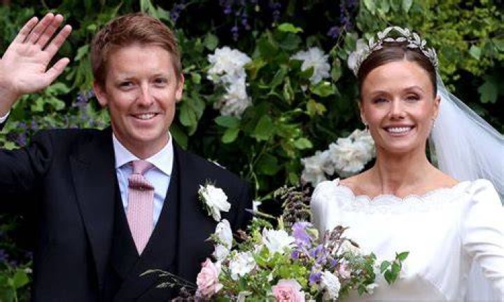 Olivia Henson Age, Engagement Ring, Parents, Family, Net Worth