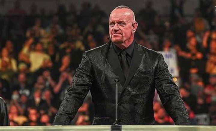 “One of the Most Underrated Talents” – Fans Swoop in to Agree as The Undertaker
Labels WWE Legend as a “Rare Talent”