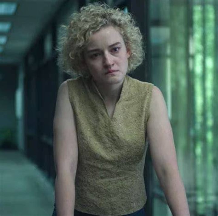 ozark julia garner as ruth langmore in season 4 part 2 episode 1 of ozark cr courtesy of netflix &copy; 2022