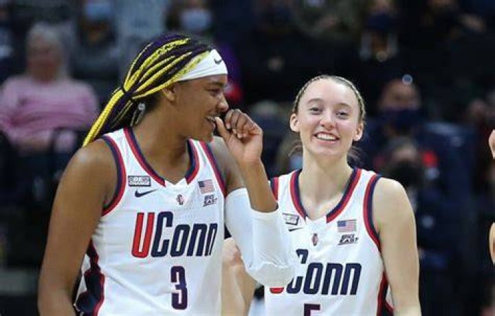 Paige Bueckers, Aaliyah Edwards Shut Down Louisville Cardinals and UConn
Doubters