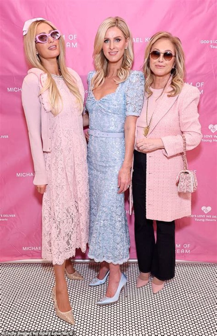 Paris Hilton and her sister Nicky showing off their blonde locks. Photo / Getty