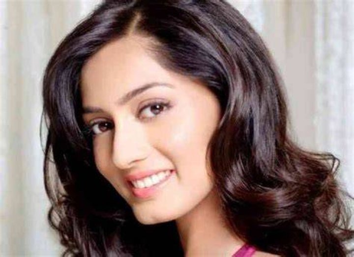 Parvati Vaze Height, Age, Net Worth, Affairs, Bio and More