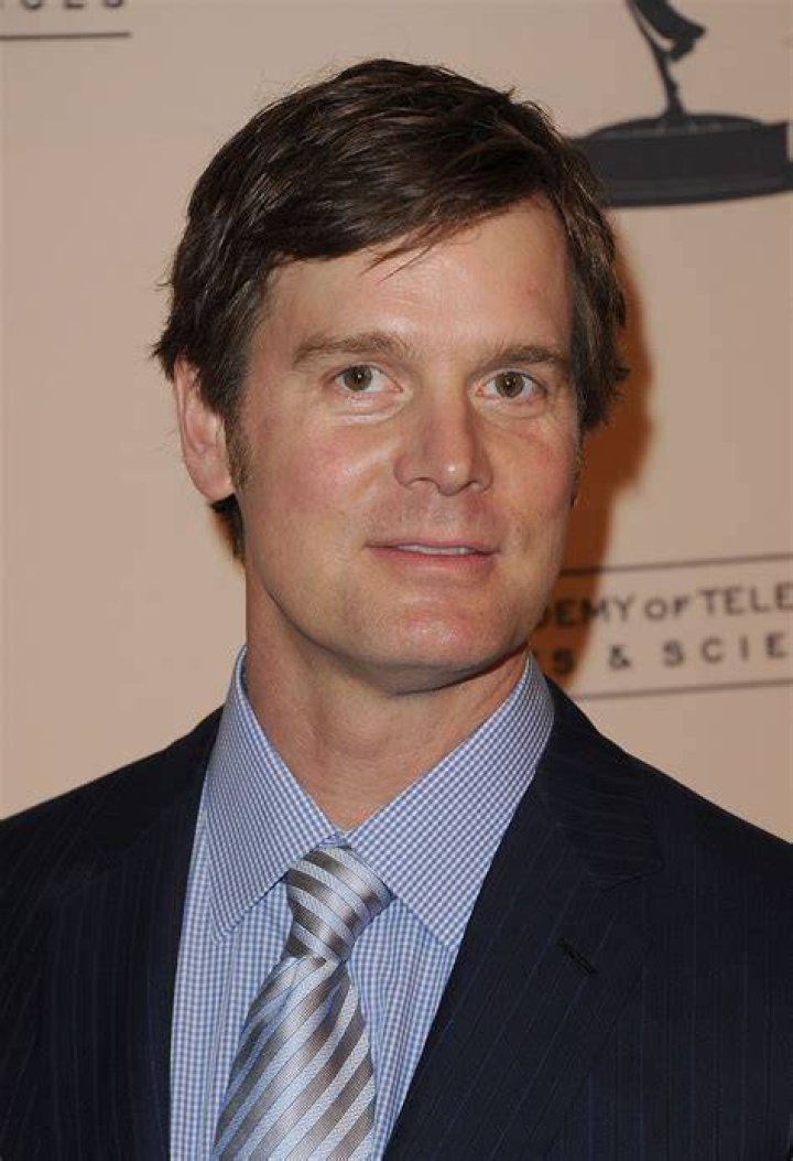 Peter Krause News, Pictures, and Videos