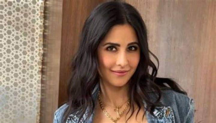 Photos: Katrina Kaif steps out looking radiant