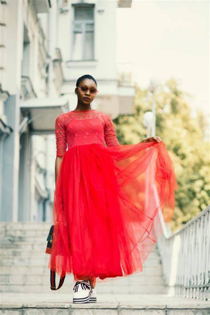 Pink, Clothing, Fashion, Outerwear, Haute couture, Carpet, Red carpet, Flooring, Magenta, Long hair, 