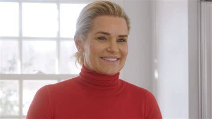 Video player poster image preview for Everything Yolanda Hadid Eats In a Day