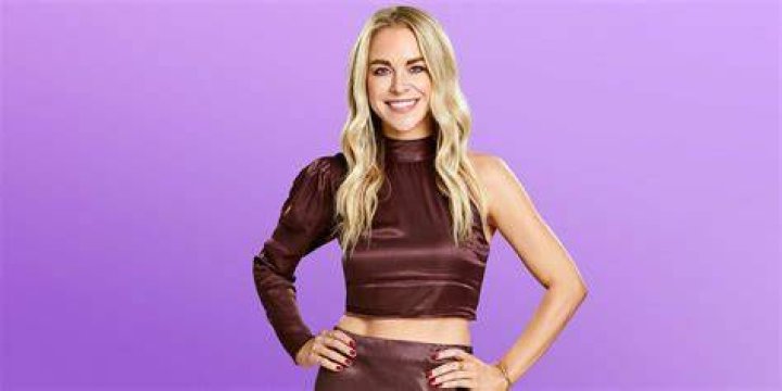 Promo shot of Stacy Snyder from Love Is Blind Season 5