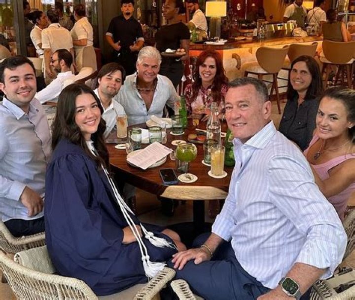 Qui&eacute;n es Manny Arvesu, el exesposo de Mar&iacute;a Celeste Arrar&aacute;s y padre de