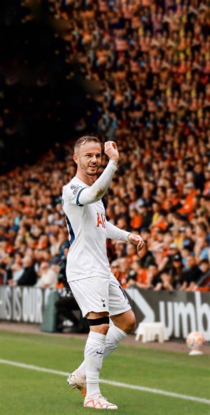 "What the ****" James Maddison's xrated reaction during dressing