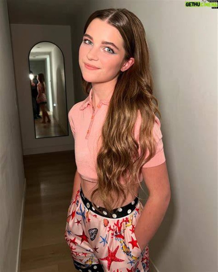 Raegan Revord (Actress) Wiki, Bio, Age, Height, Weight, Dating, Net