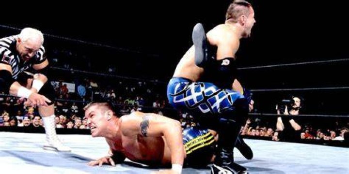 Randy Orton v Lance Storm SmackDown May 9, 2002 Cropped