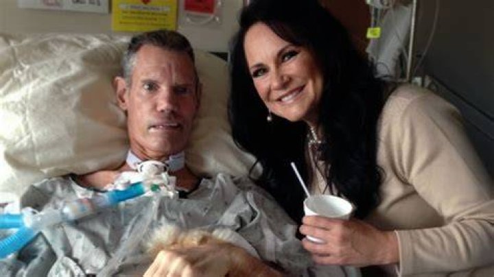 Randy Travis Accident: Star's Recovery And Aftermath