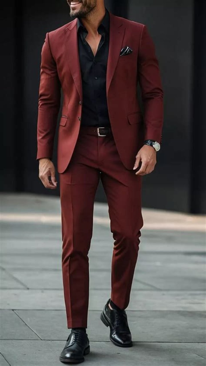 Red, Event, Fun, Performance, Formal wear, Costume, Music venue, Gesture, 