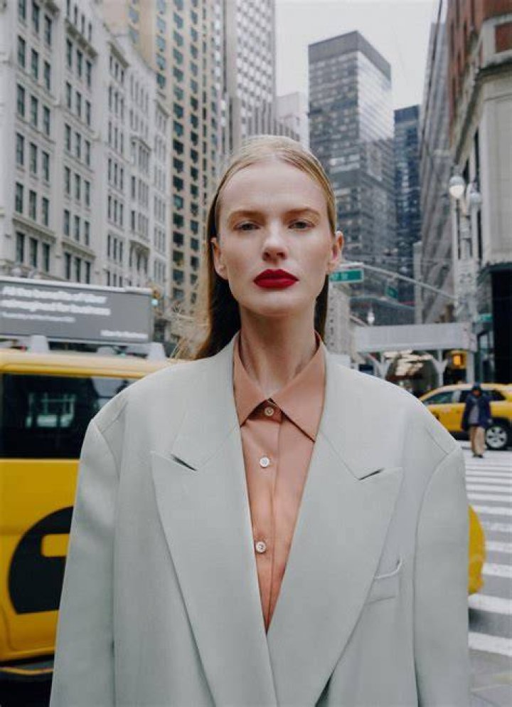 red lip effect harper's bazaar april 2023 beauty feature
