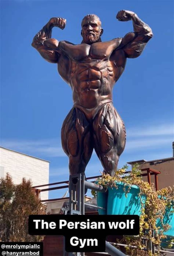 Reigning Mr. Olympia Hadi Choopan Get a Massive Statue in Iran as a Token of
Ultimate Respect