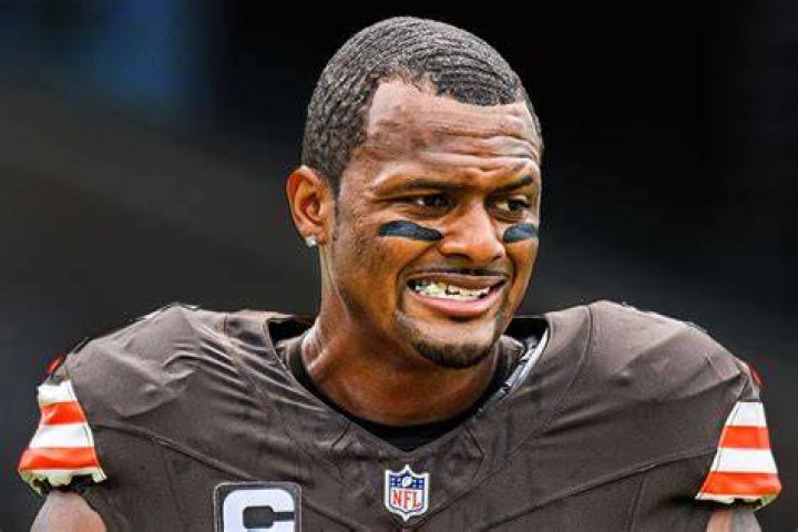 REPORTS: Russell Wilson Wants to Make ‘Deshaun Watson Money’ As Details Emerge
About New Contract With Broncos