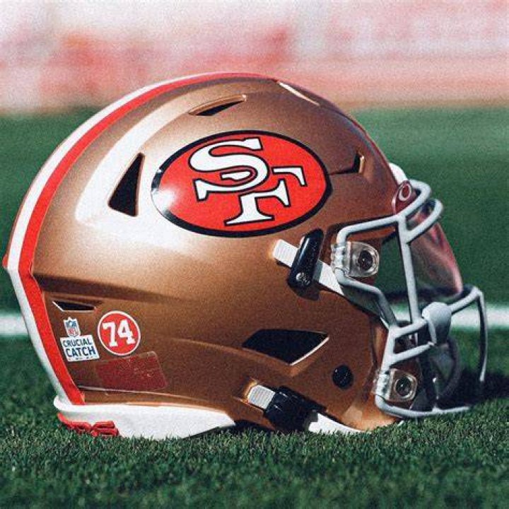 “Rest in Peace 49ers Legend”: Tragic Death of Another Super Bowl Champion Amidst
the Mourning of Legend Jim Brown Breaks More NFL Hearts