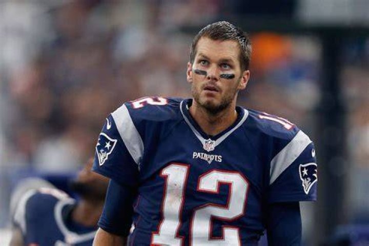 Revisiting the GOAT’s Greatest Failure, The Day Tom Brady Got Benched for the
Backup QB Jimmy Garoppolo